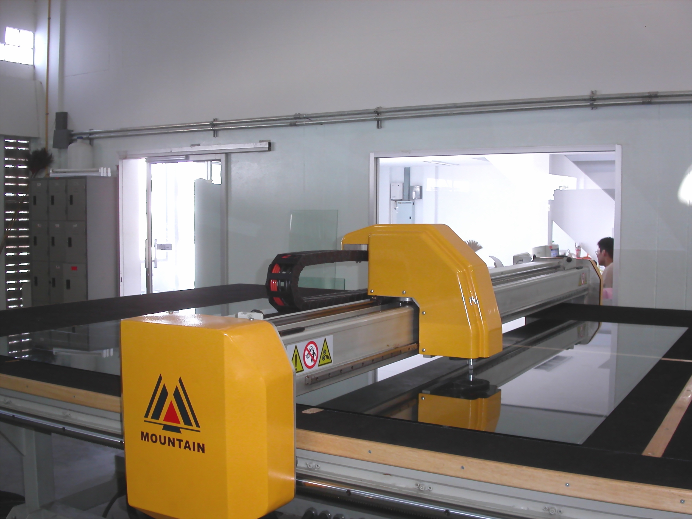 Cutting Machine Customer Case 2006 - Thailand